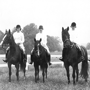 Pony Club members at the 1960 USPC National Rally.