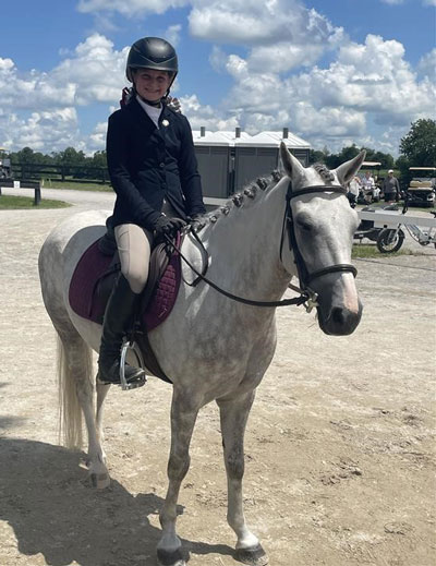 Audrina McCall and Greymeadows Colby. Elizabeth Moyer/United States Pony Clubs