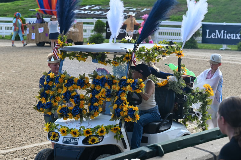 USPC team in the USEF Pony Finals parade. Photo Courtesy Lindsay McCall